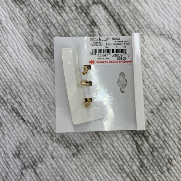 NINE WEST - Gold Earring Cuff Set (Set of 3) - NEW! - Picture 4 of 4